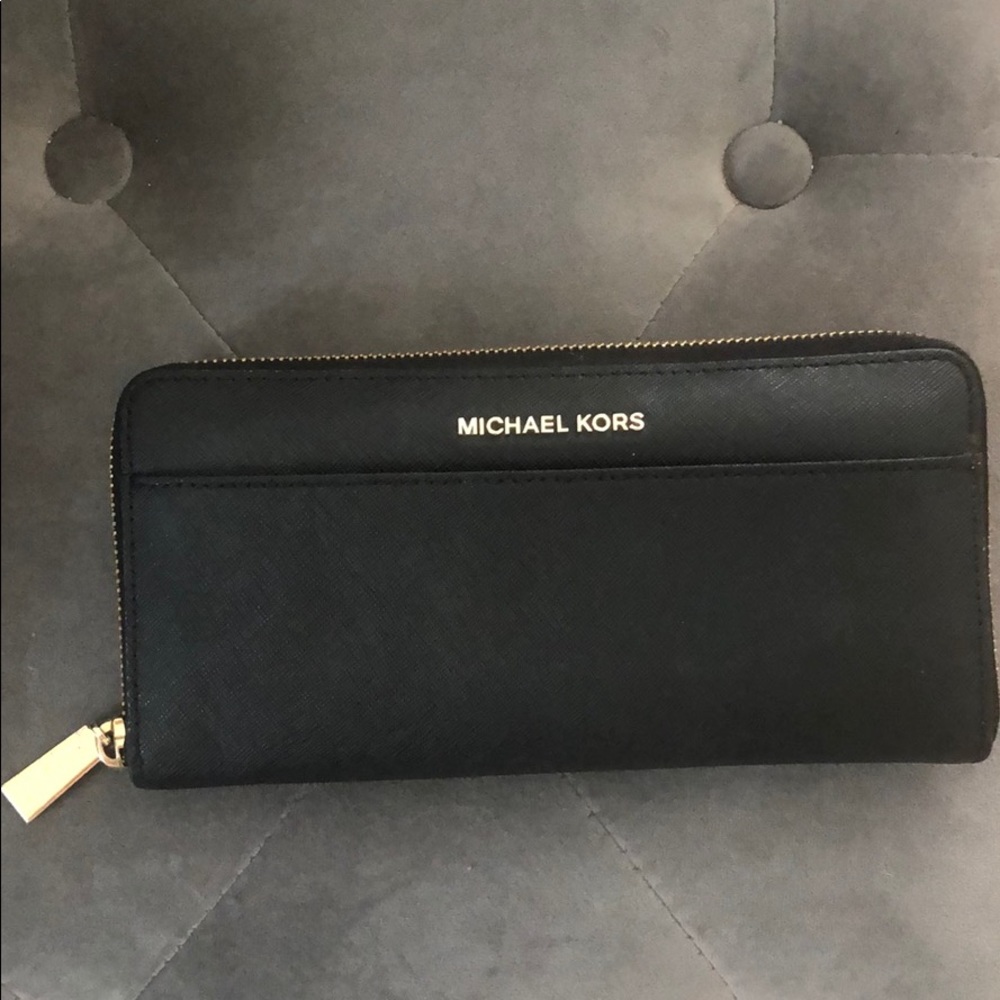 Michael Kors Black ZIP Wallet